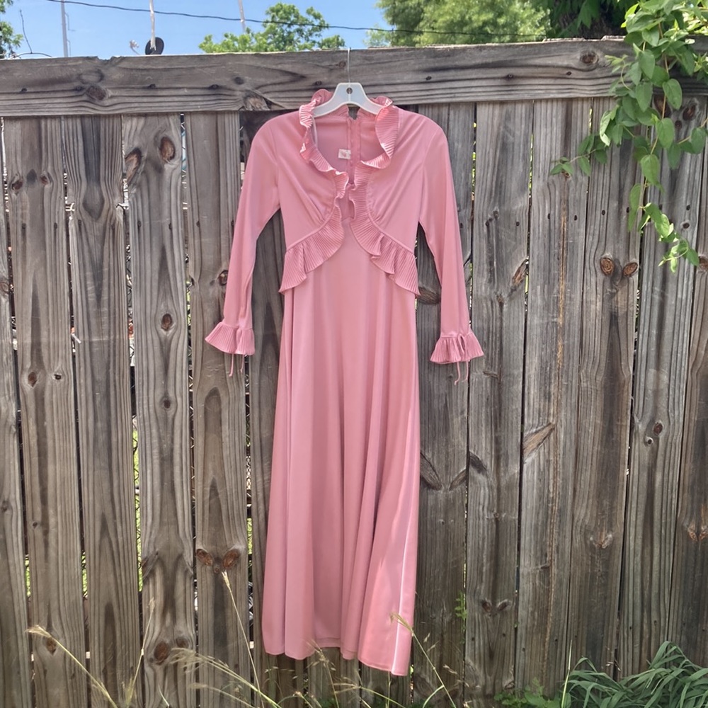 Union made 70s long sleeve maxi dress 🌸